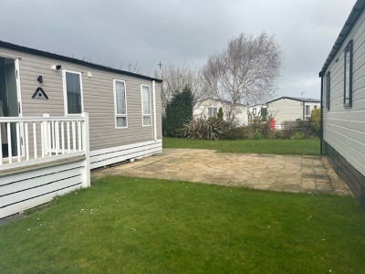 2 bedroom House (unspecified) For Sale