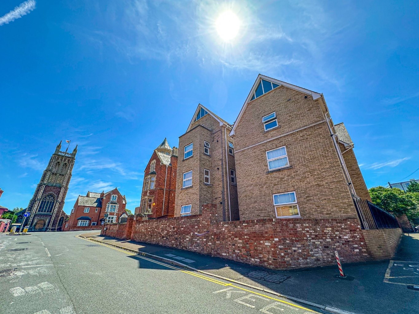 1 bedroom Apartment For Sale