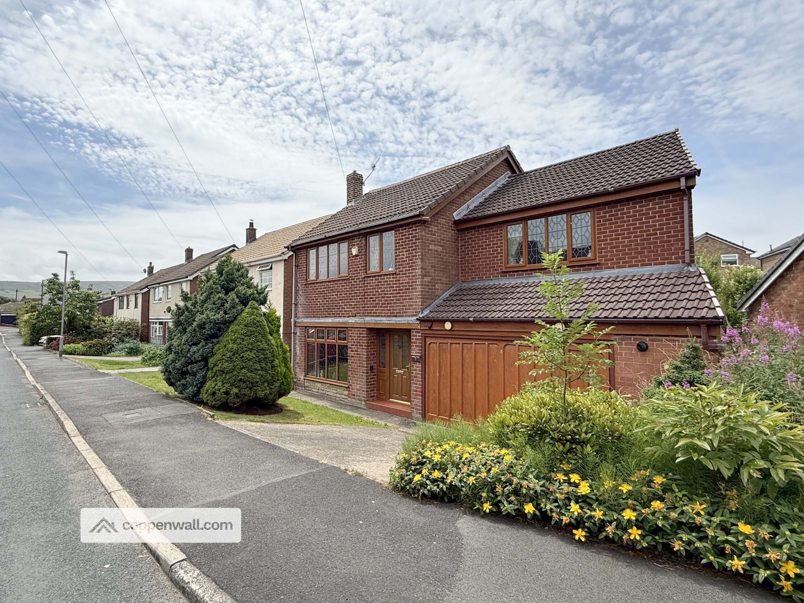 4 bedroom Cottage  For Sale