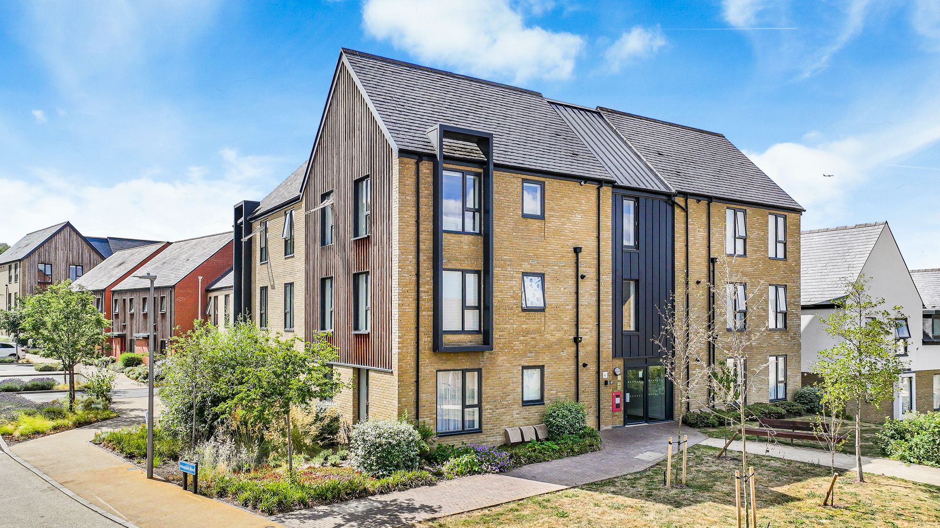 1 bedroom Flat For Sale