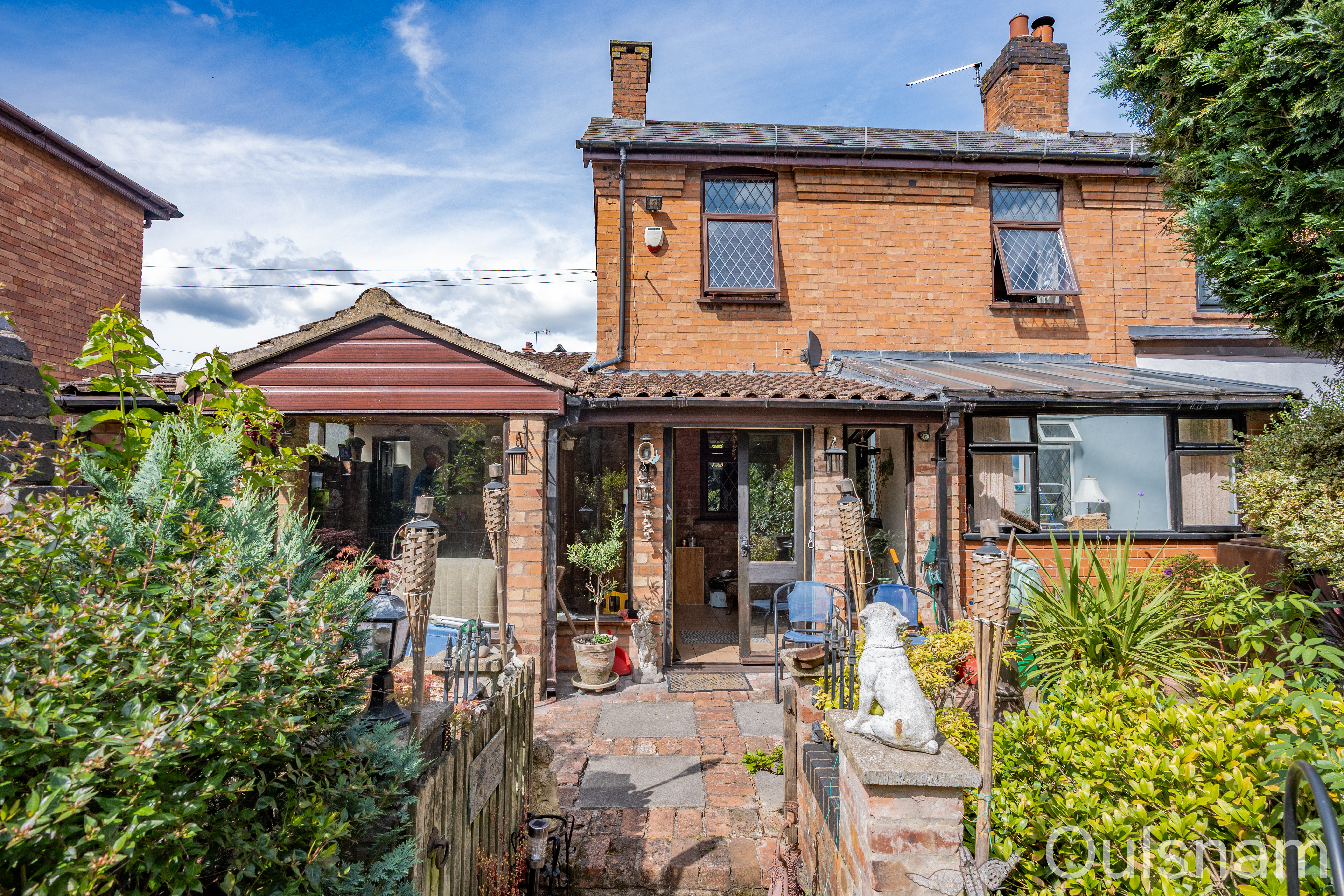 2 bedroom Cottage For Sale