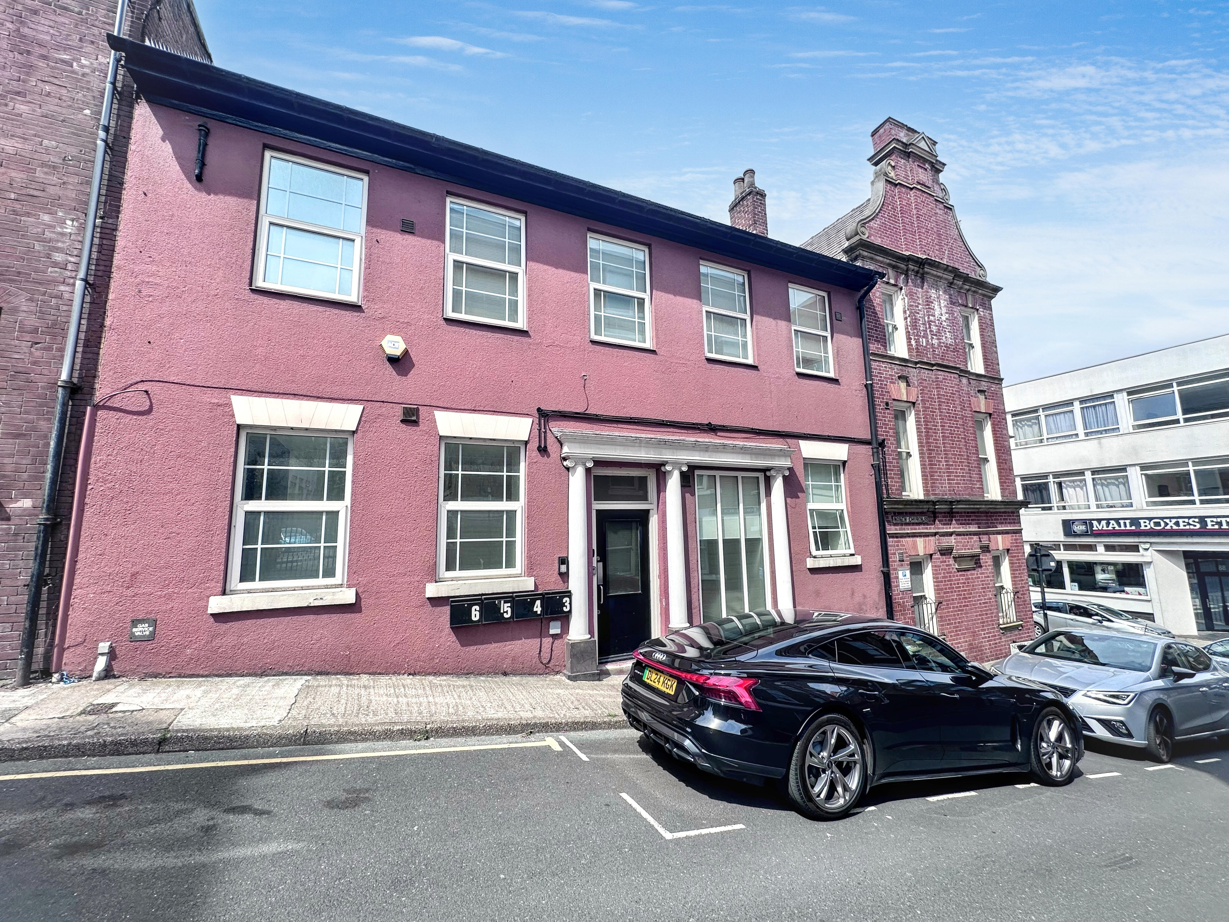2 bedroom Apartment For Sale