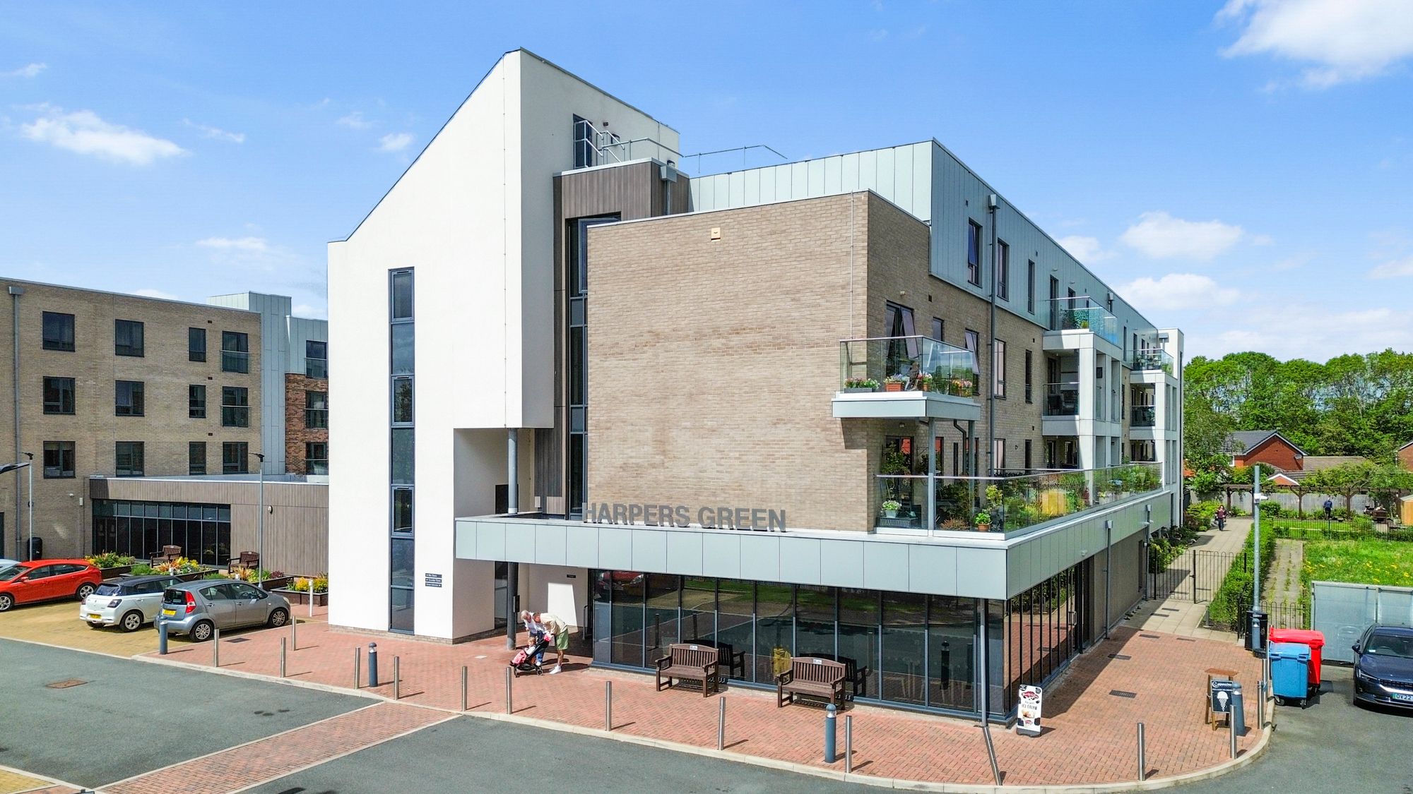 2 bedroom Apartment For Sale