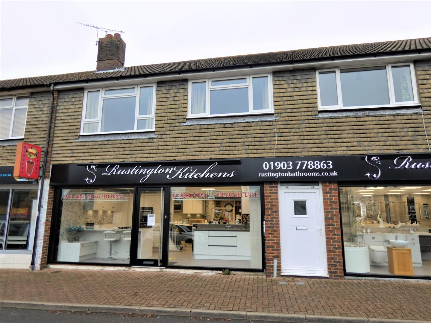 2 bedroom Flat To Let
