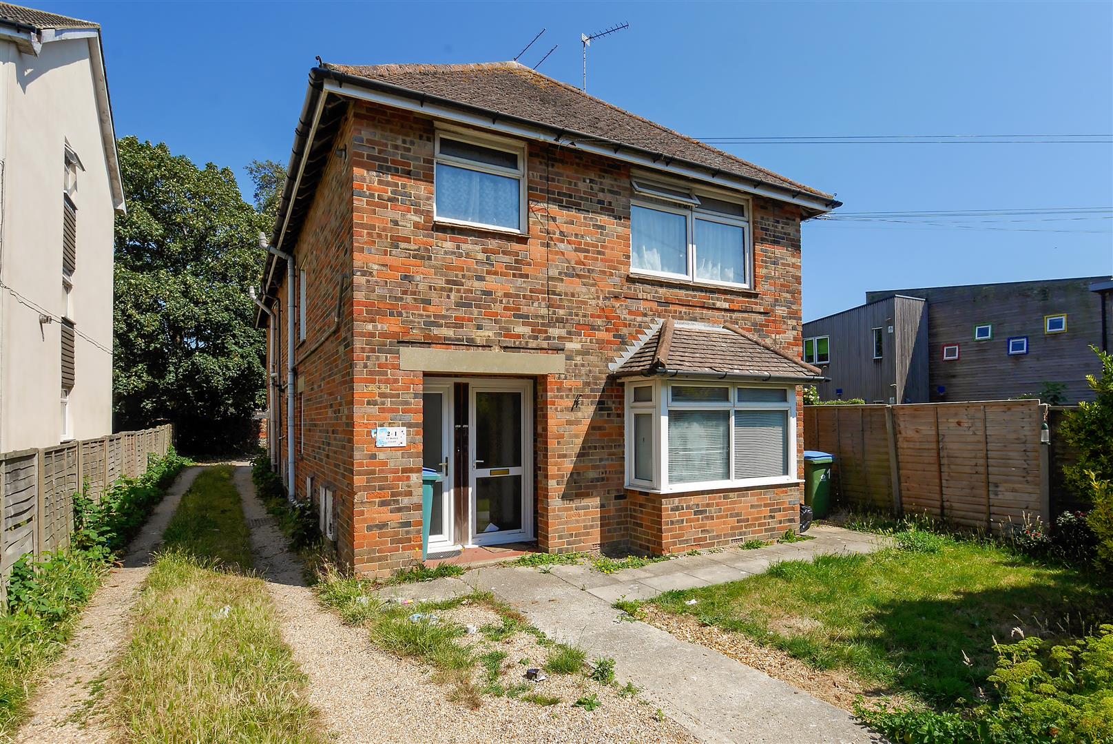 1 bedroom Flat For Sale