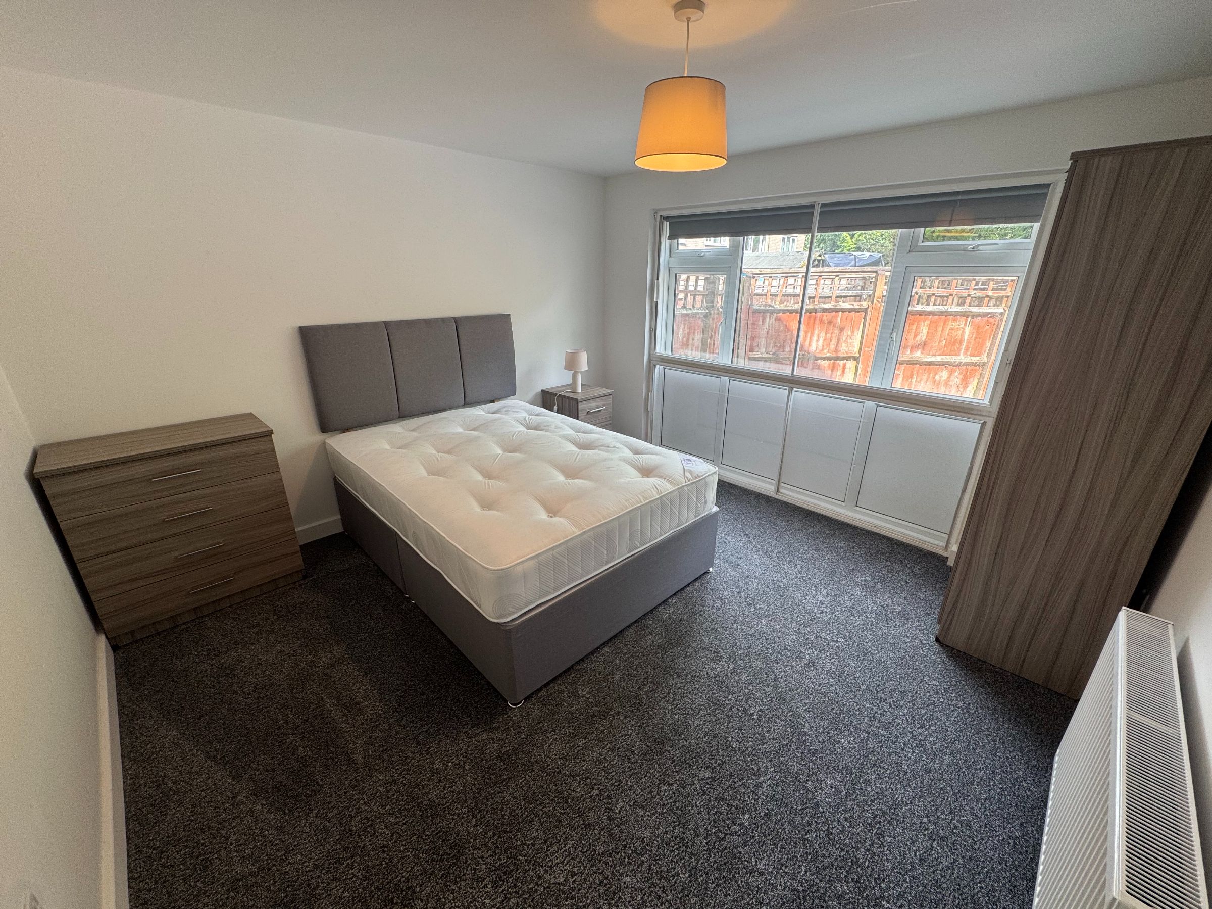  House share To Let