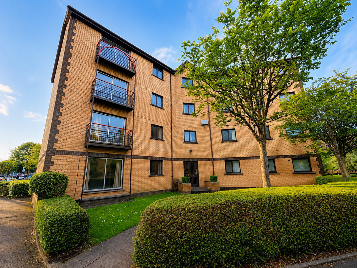 2 bedroom Ground floor flat To Let