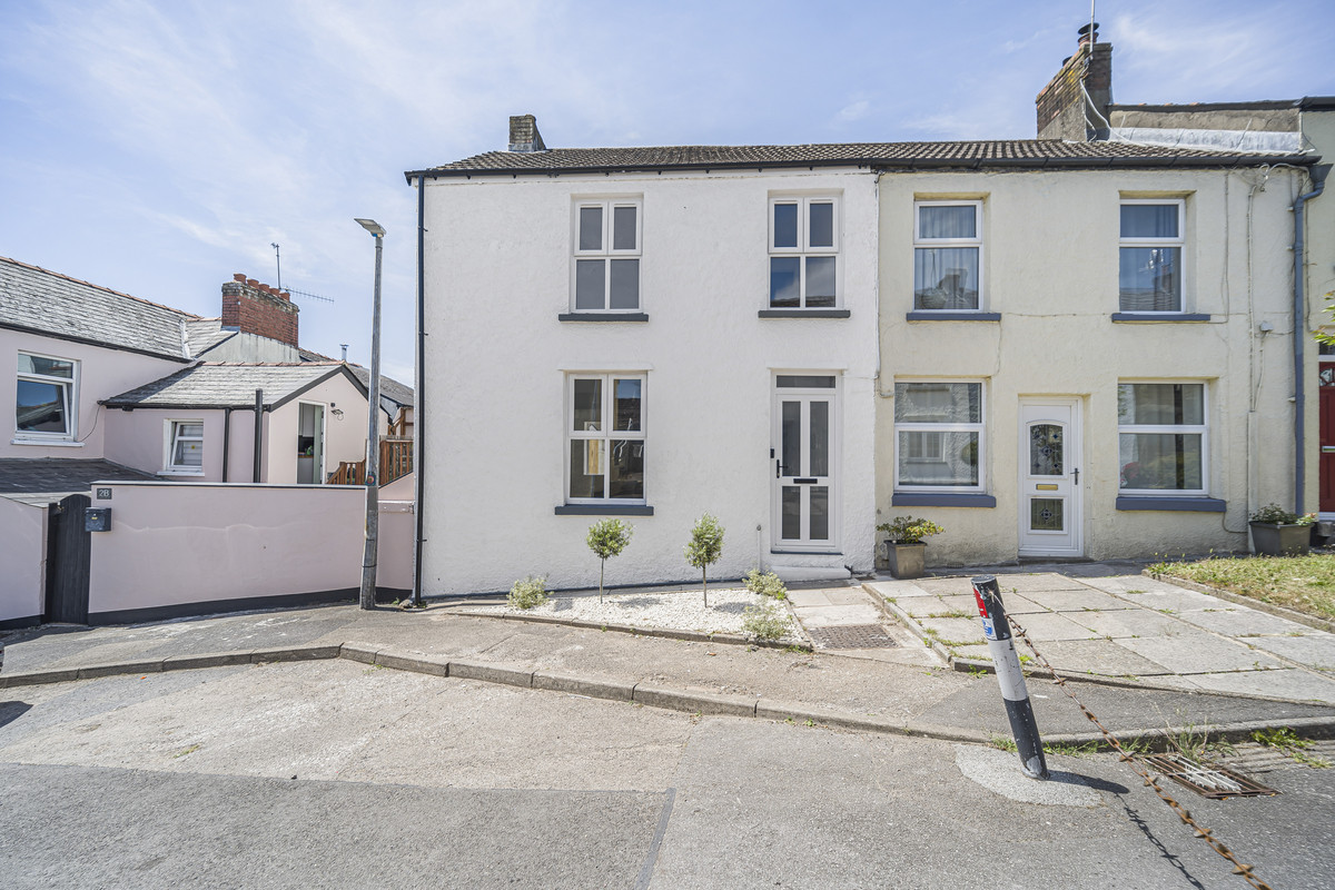 4 bedroom House (unspecified) For Sale