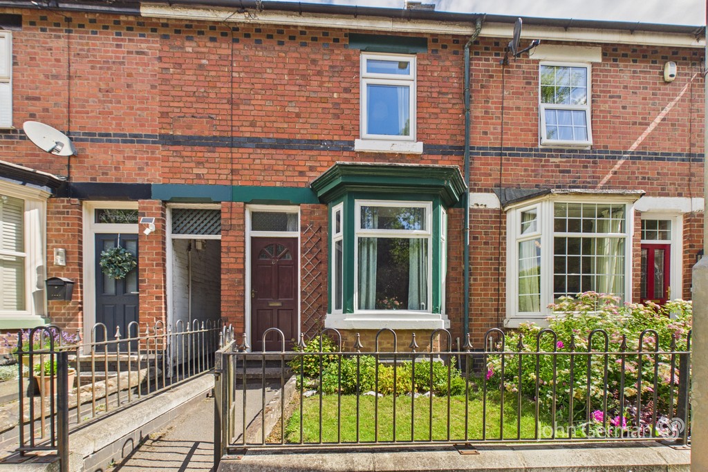 2 bedroom Property For Sale