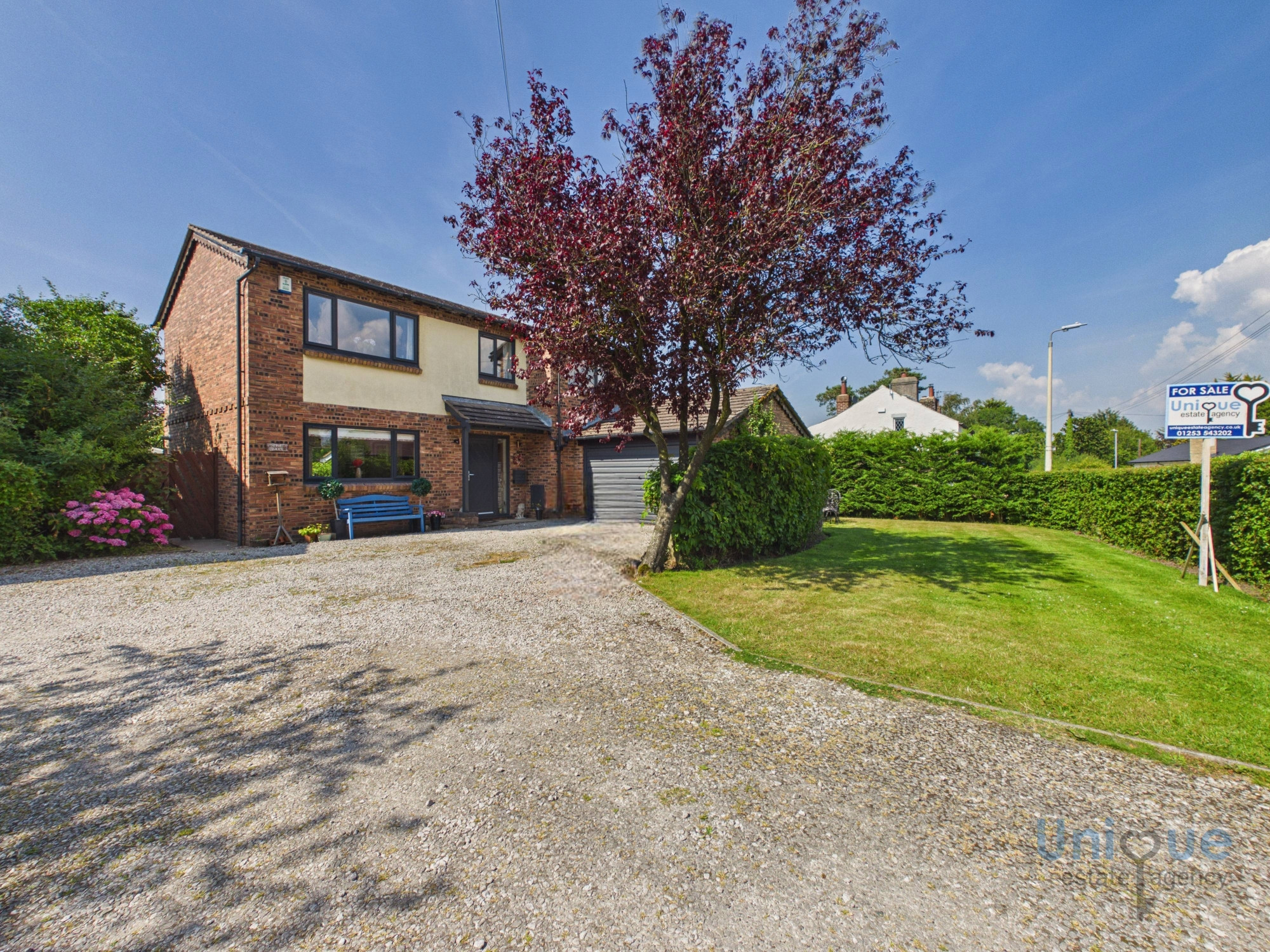 4 bedroom Village House For Sale