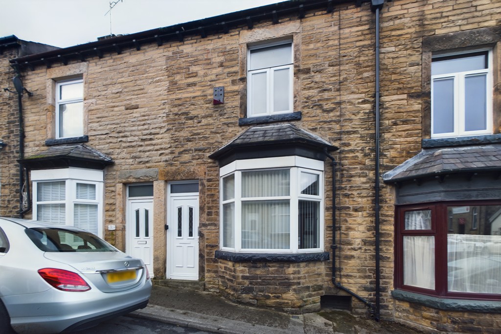 2 bedroom Terraced House To Let