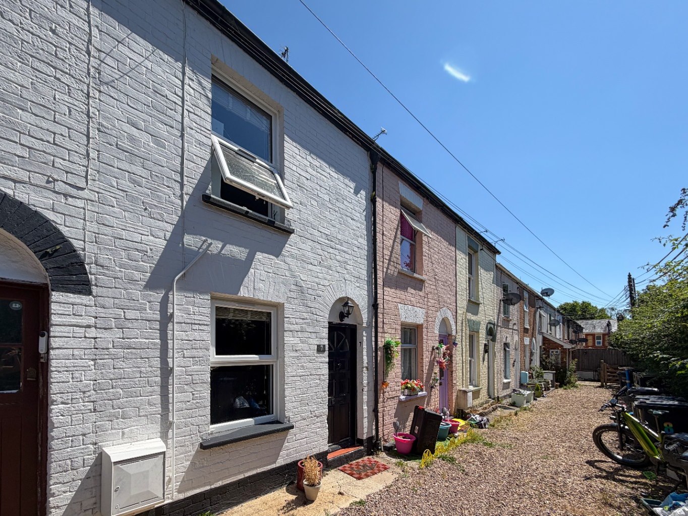 2 bedroom Cottage To Let