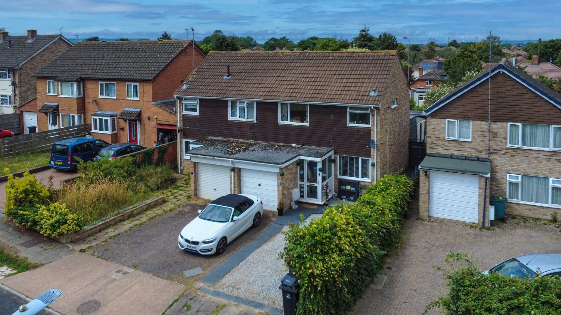 3 bedroom Semi-detached house Let