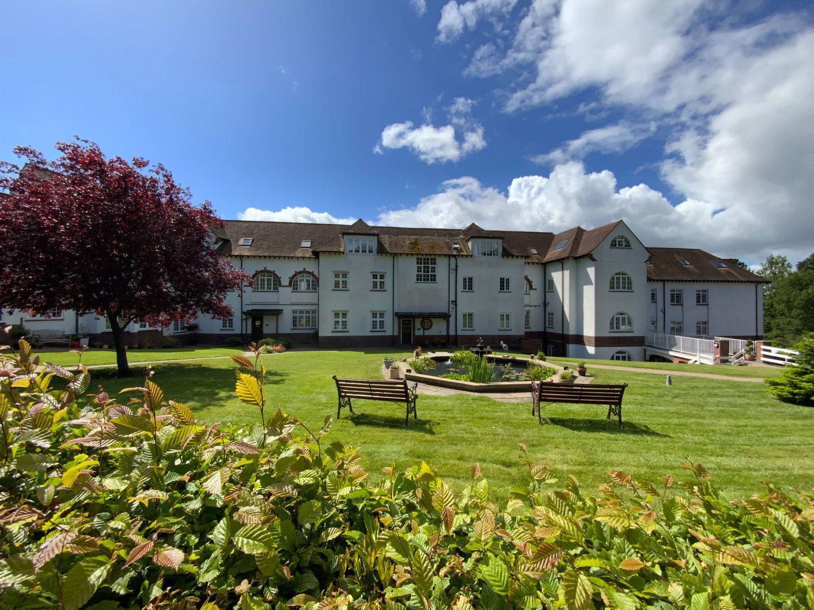 2 bedroom Flat For Sale