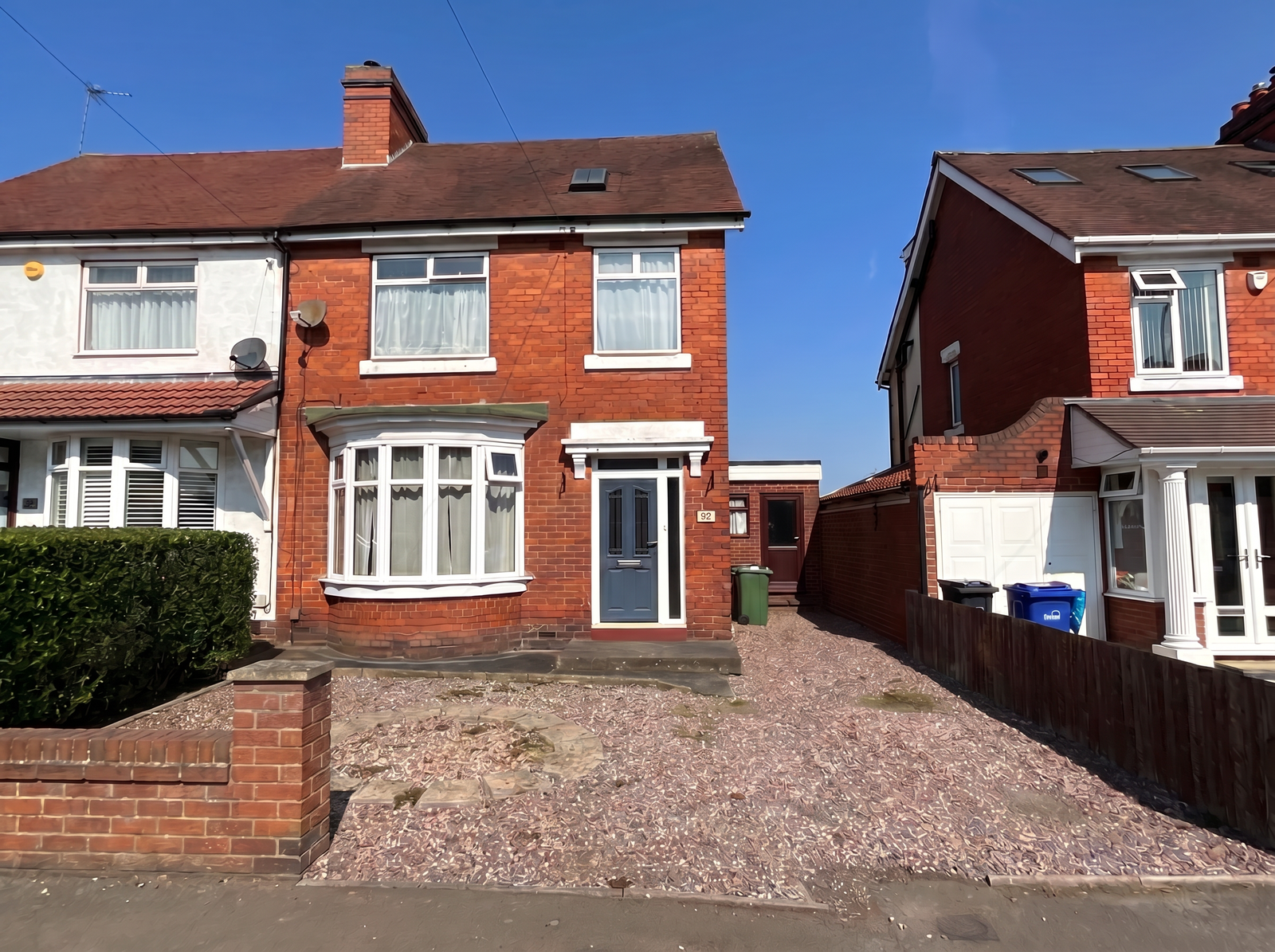 4 bedroom Semi-detached house For Sale
