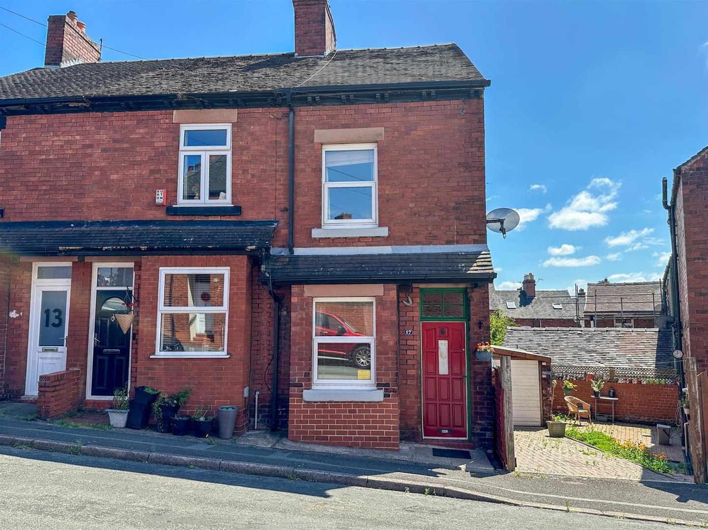 3 bedroom End of terrace house For Sale