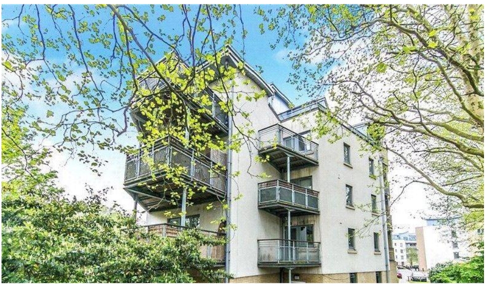 1 bedroom Apartment For Sale
