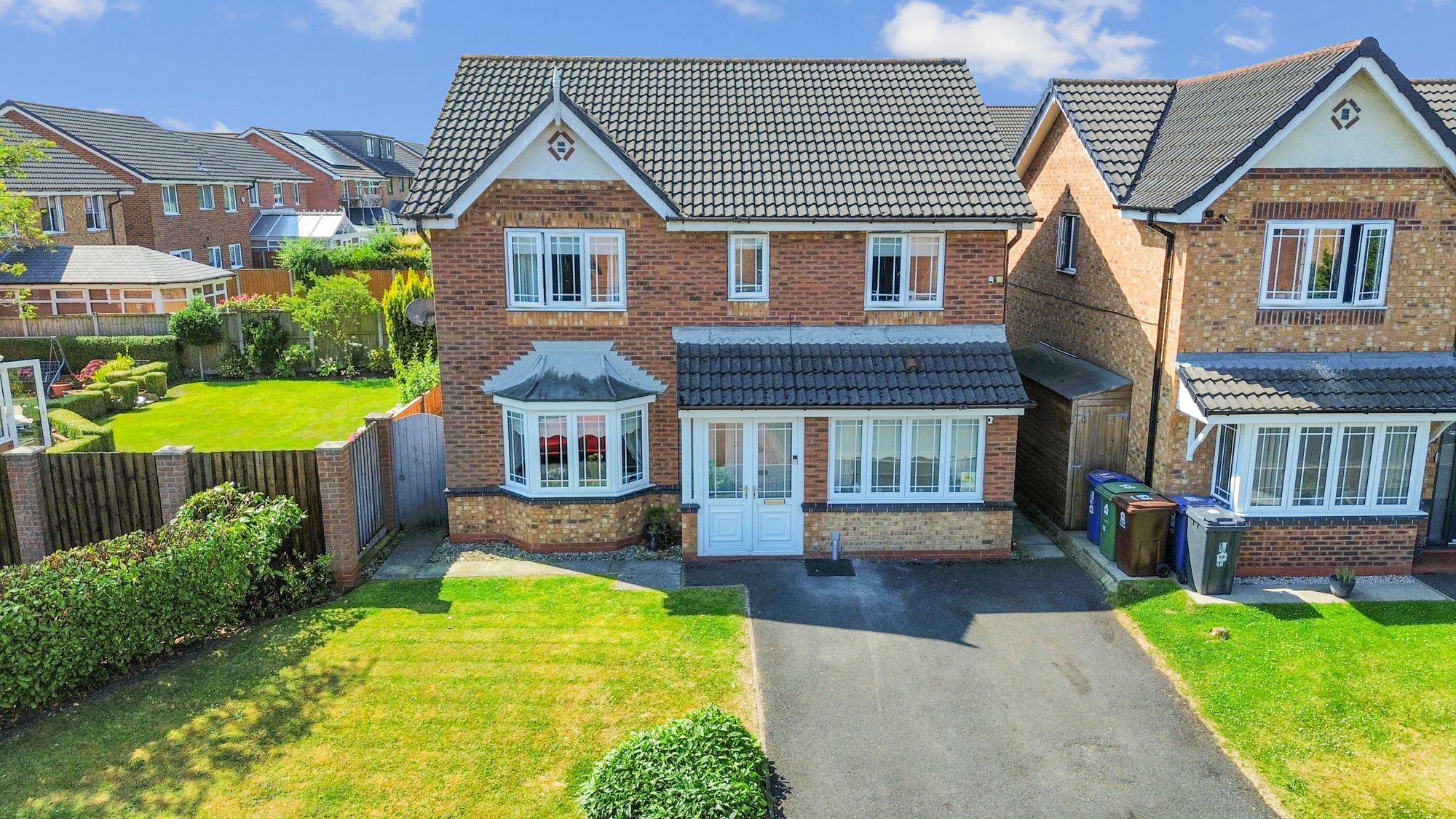 4 bedroom Detached house For Sale