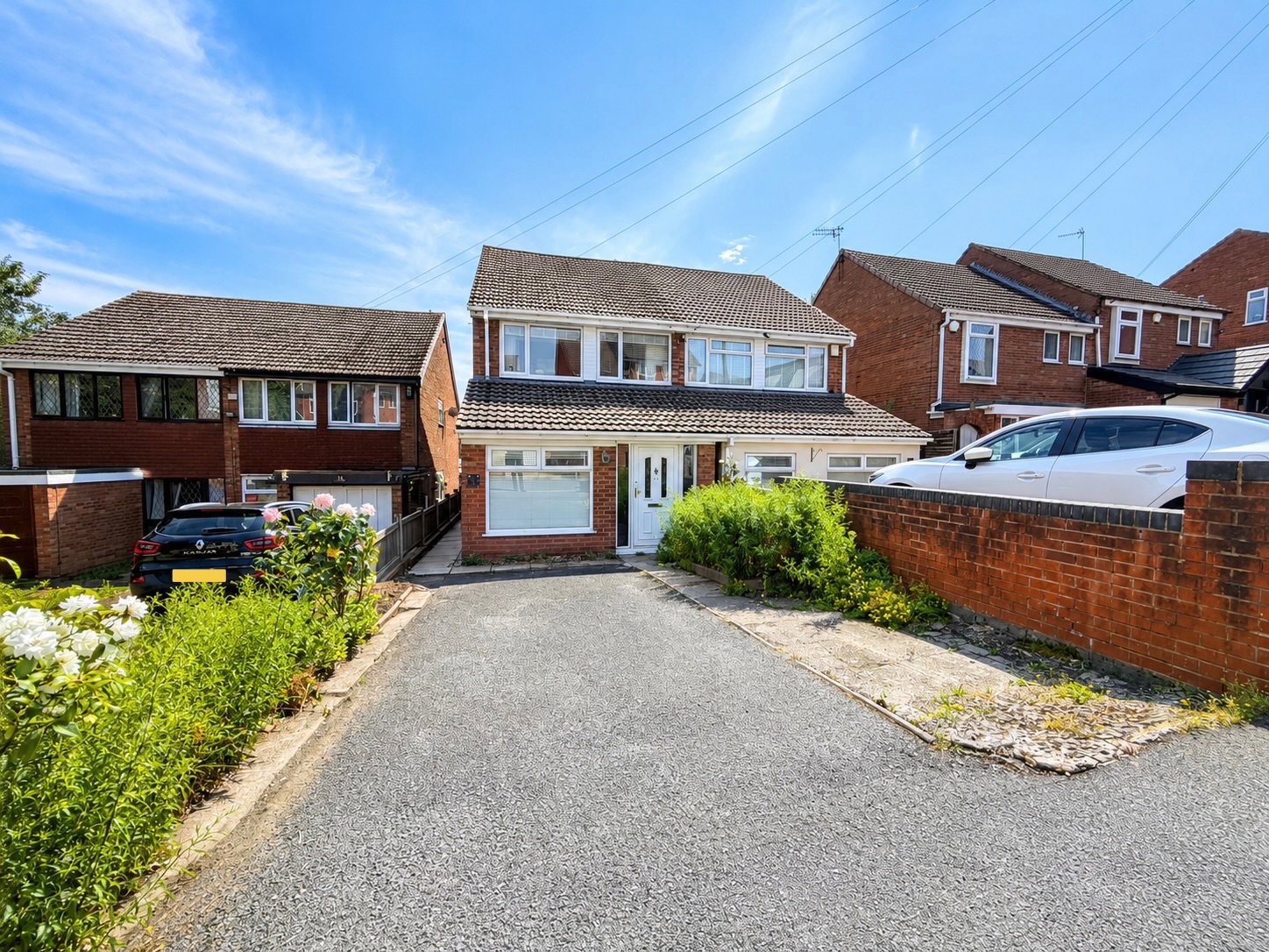 2 bedroom Semi-detached house For Sale