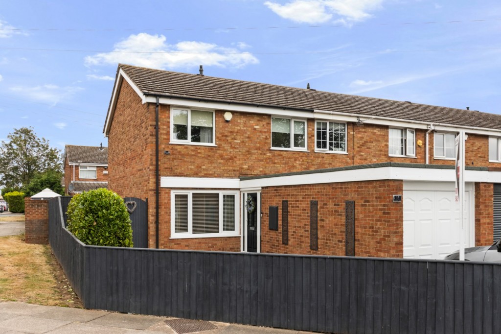 3 bedroom End of terrace house For Sale