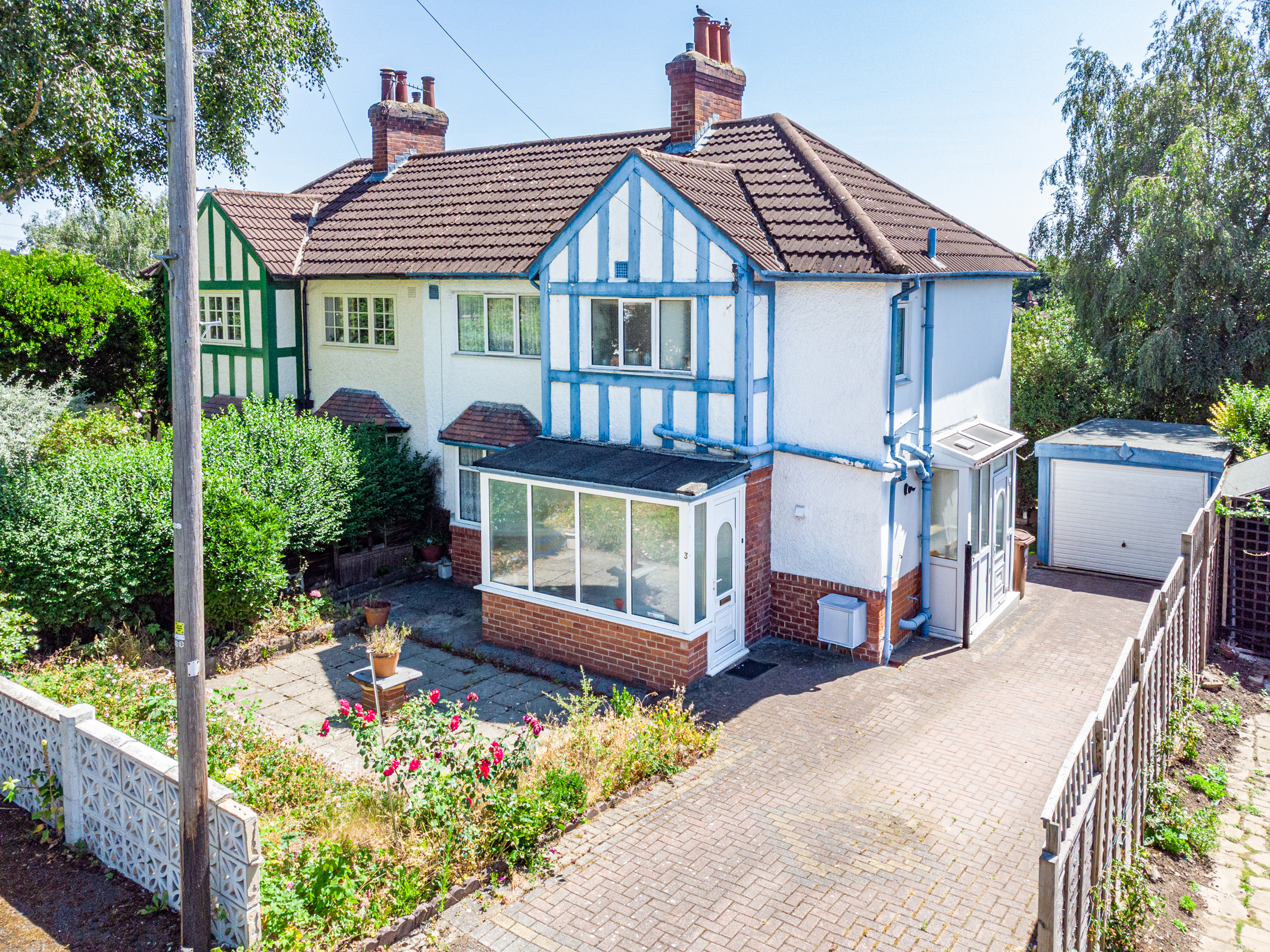 3 bedroom Semi-detached house For Sale