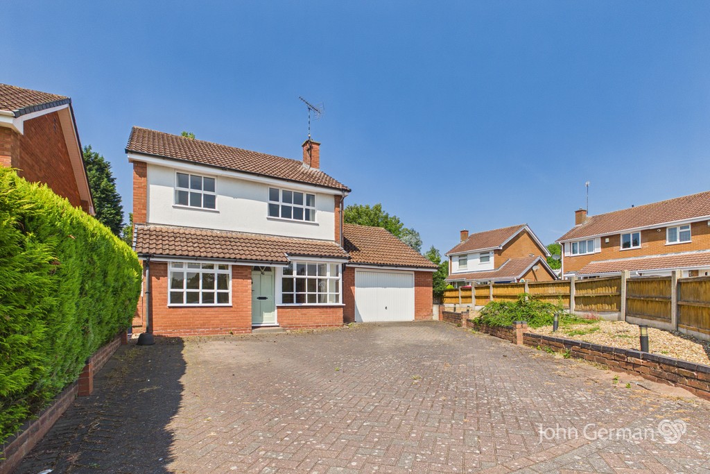 3 bedroom Detached house For Sale