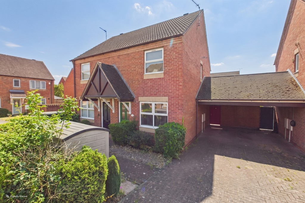 2 bedroom Semi-detached house For Sale