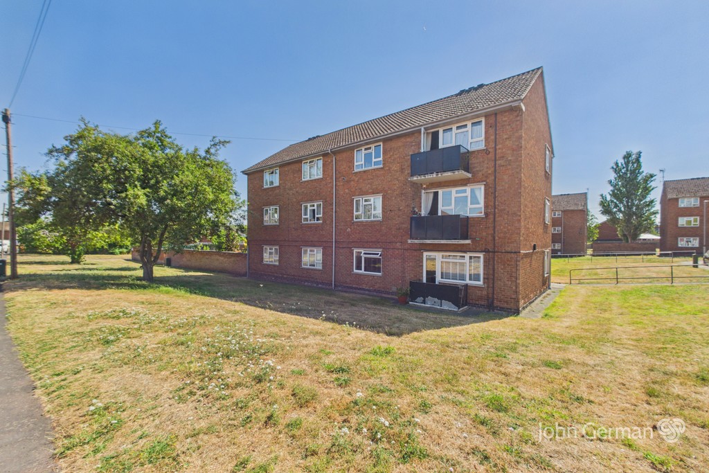2 bedroom Property For Sale