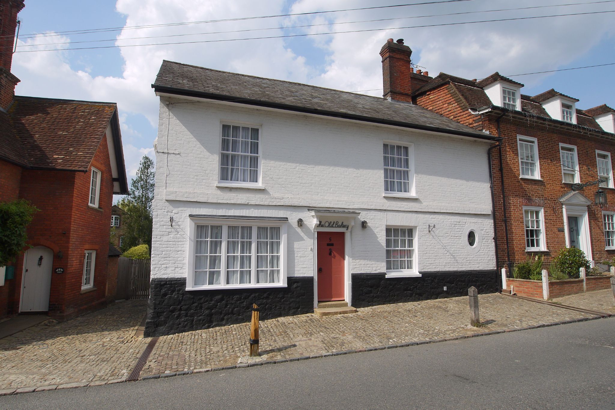 3 bedroom Detached house For Sale