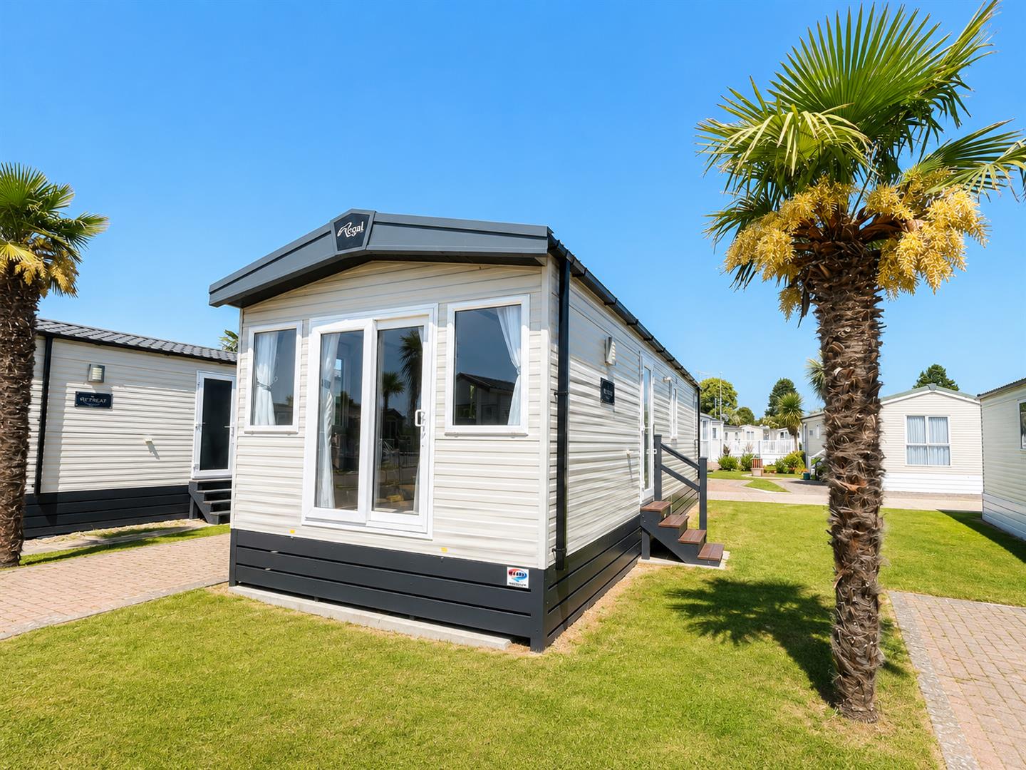 2 bedroom House (unspecified) For Sale