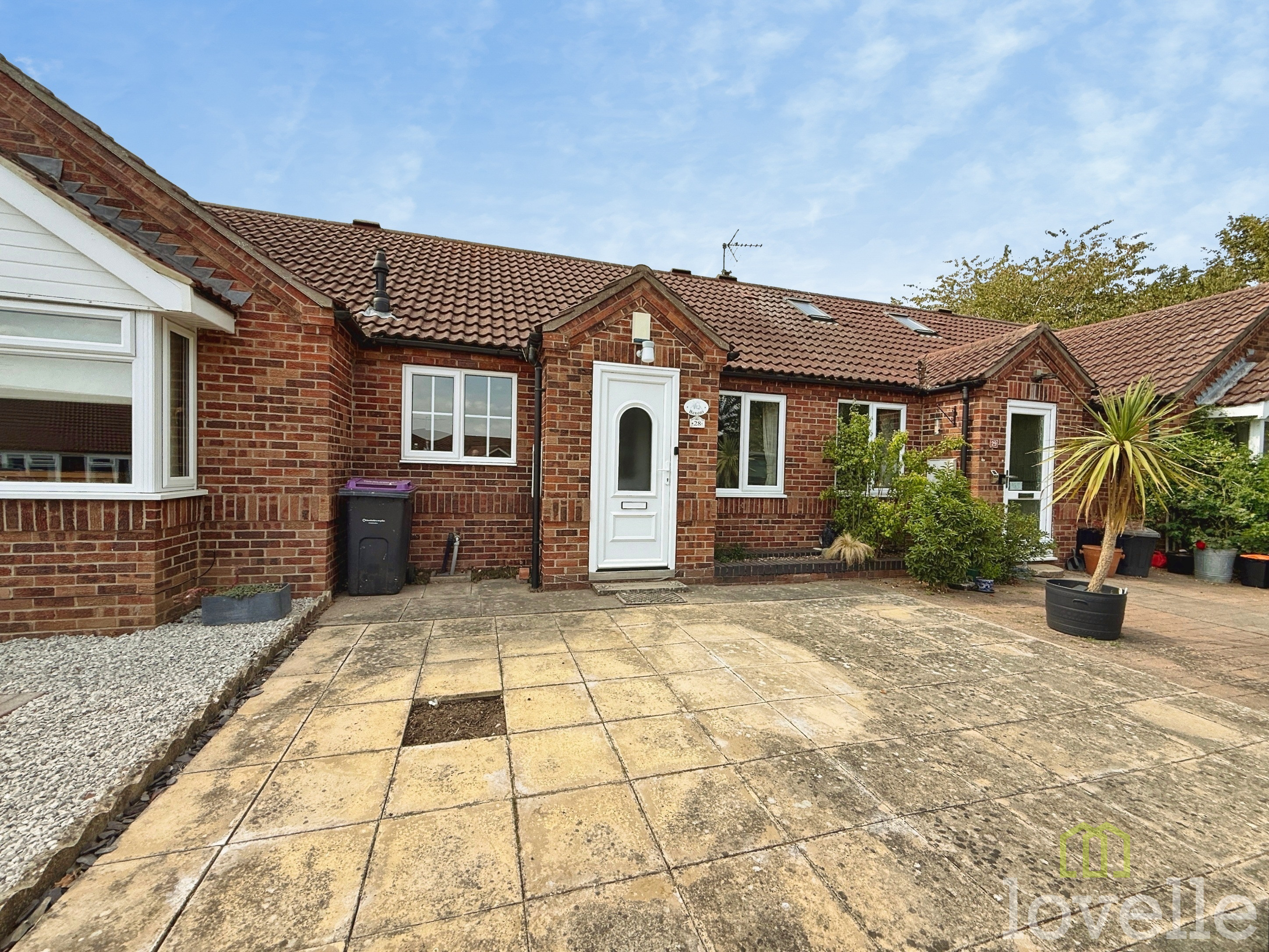 1 bedroom Terraced bungalow For Sale