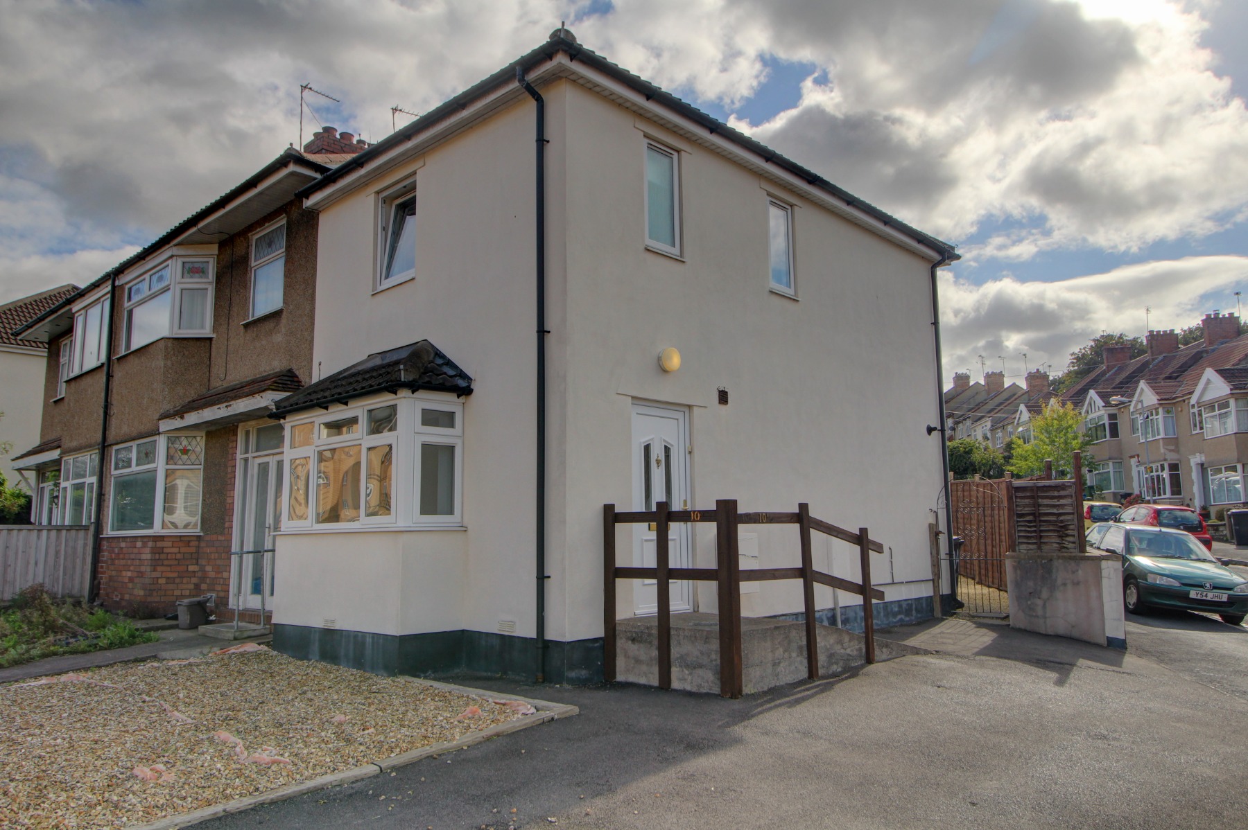 2 bedroom Terraced House To Let