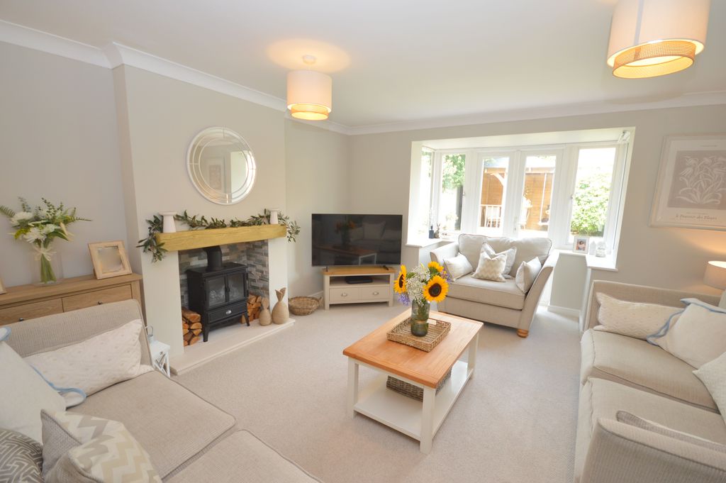 4 bedroom Link detached house For Sale