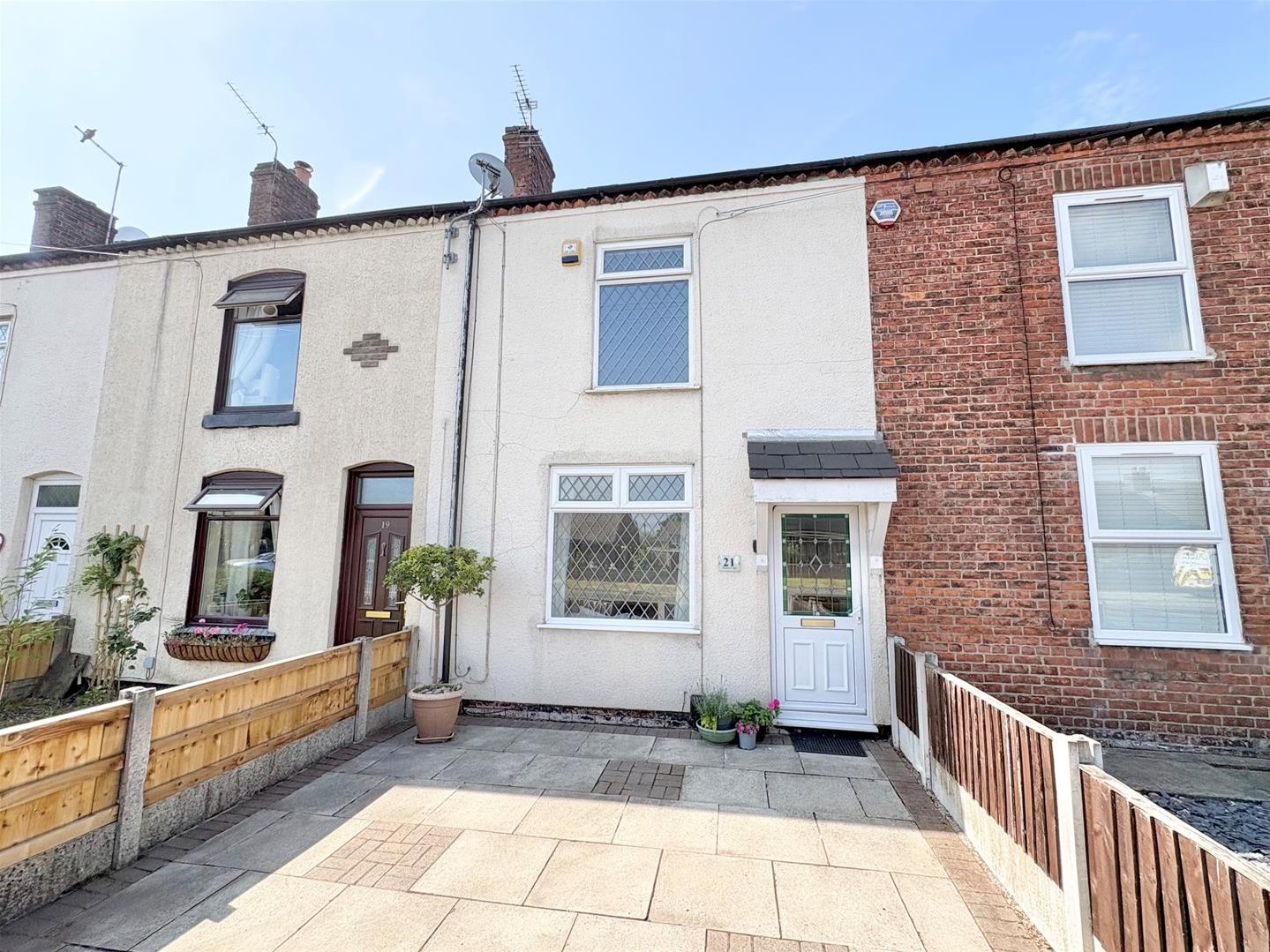 2 bedroom Cottage Under Offer