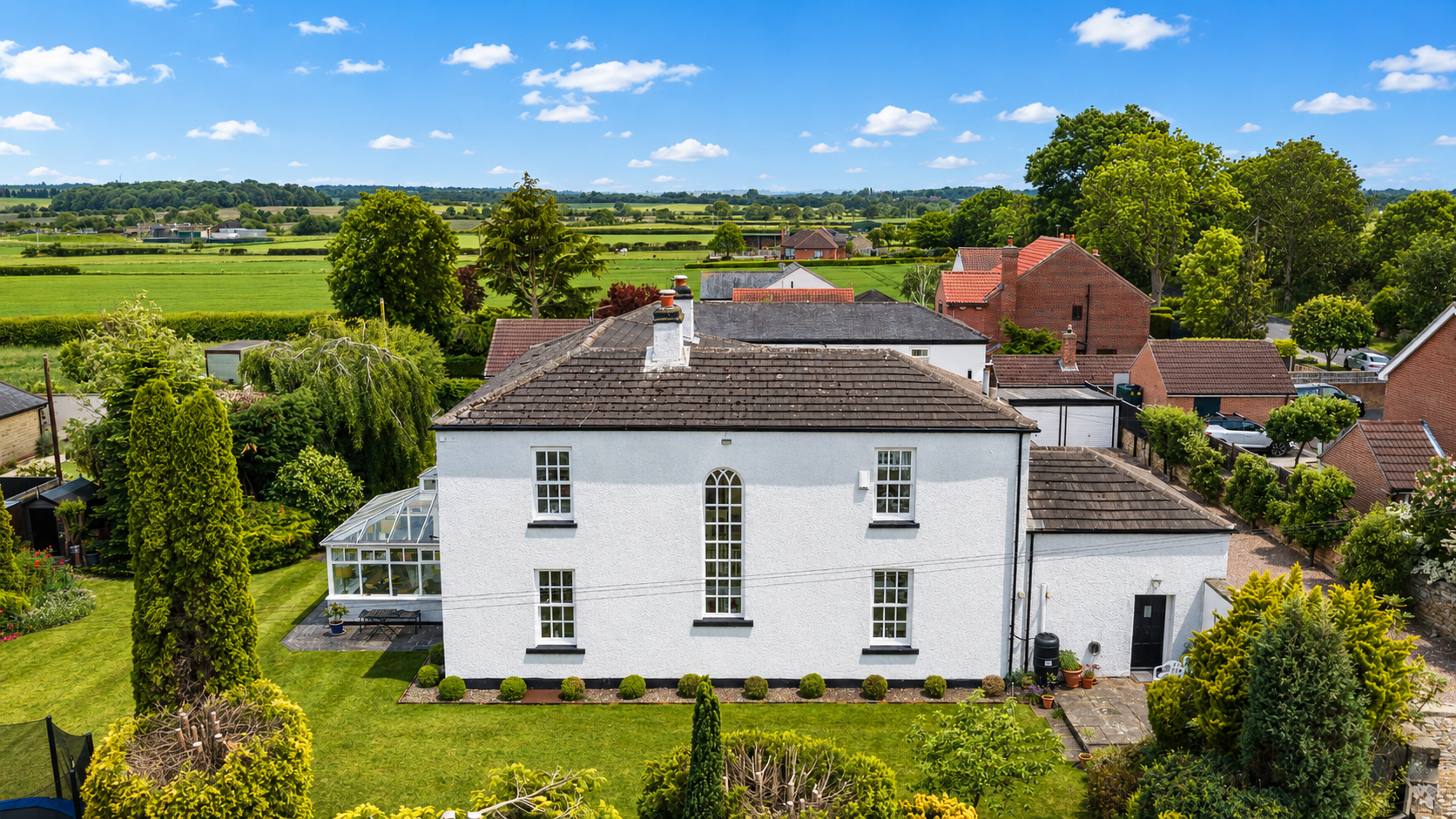 4 bedroom Property For Sale