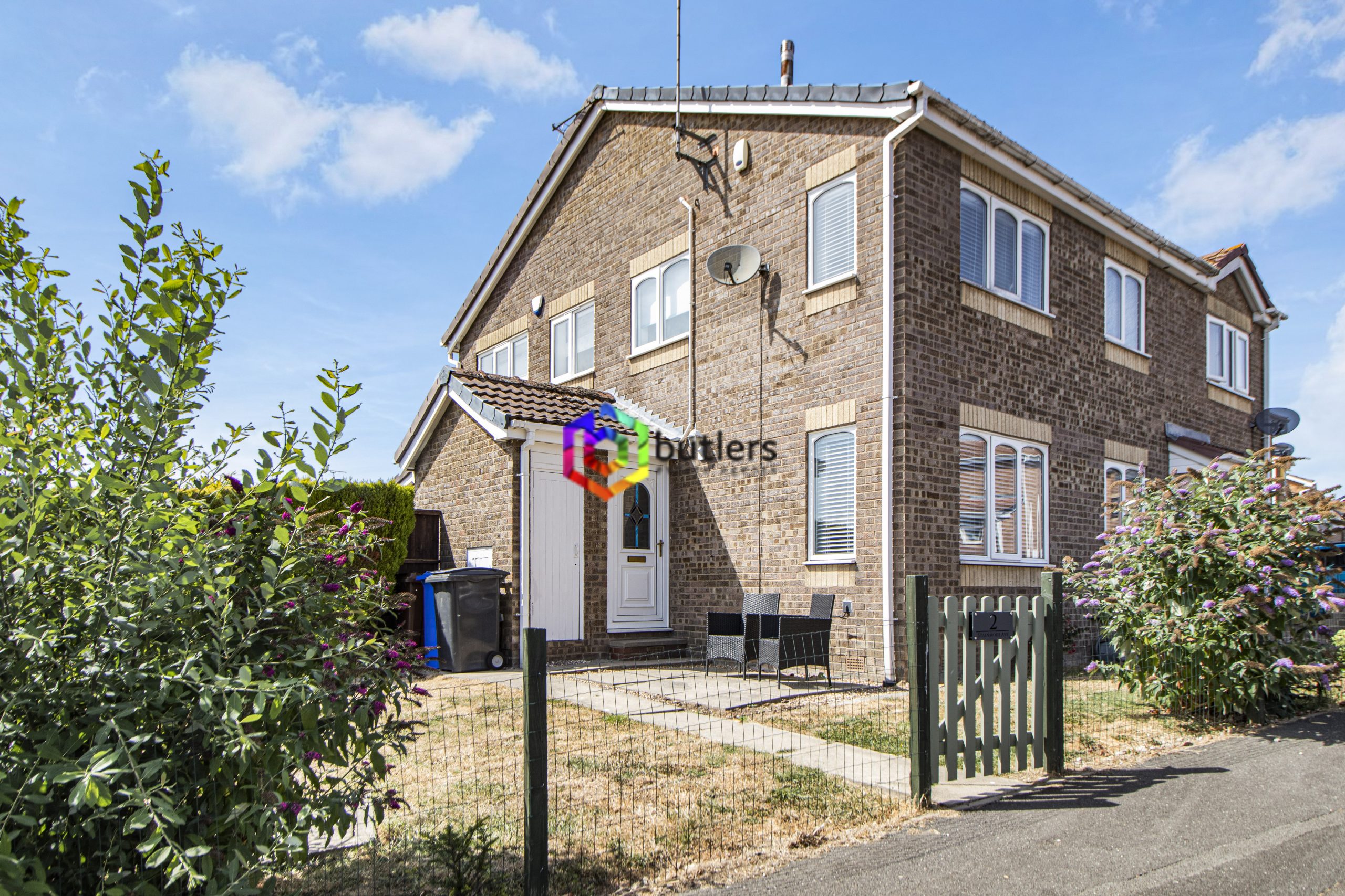 2 bedroom Terraced House Under Offer