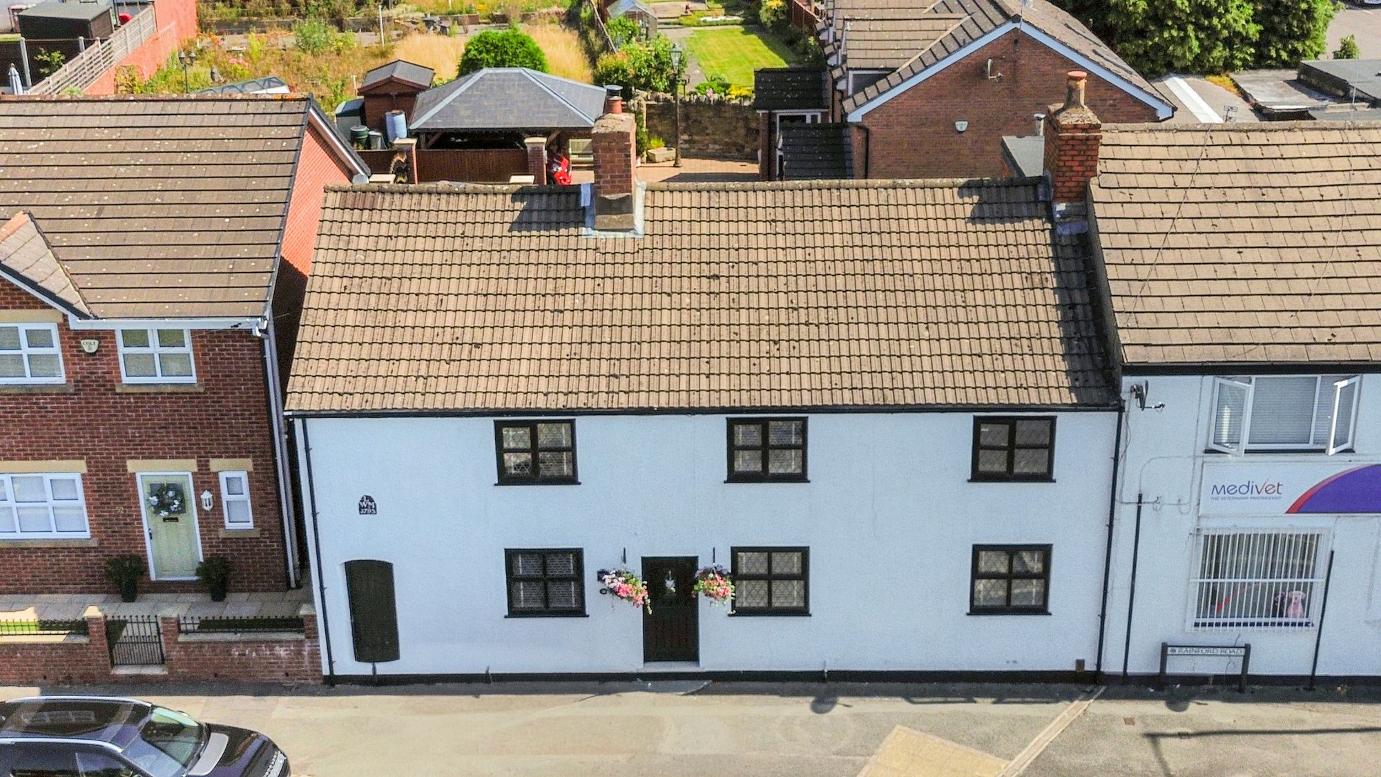 3 bedroom Link detached house For Sale