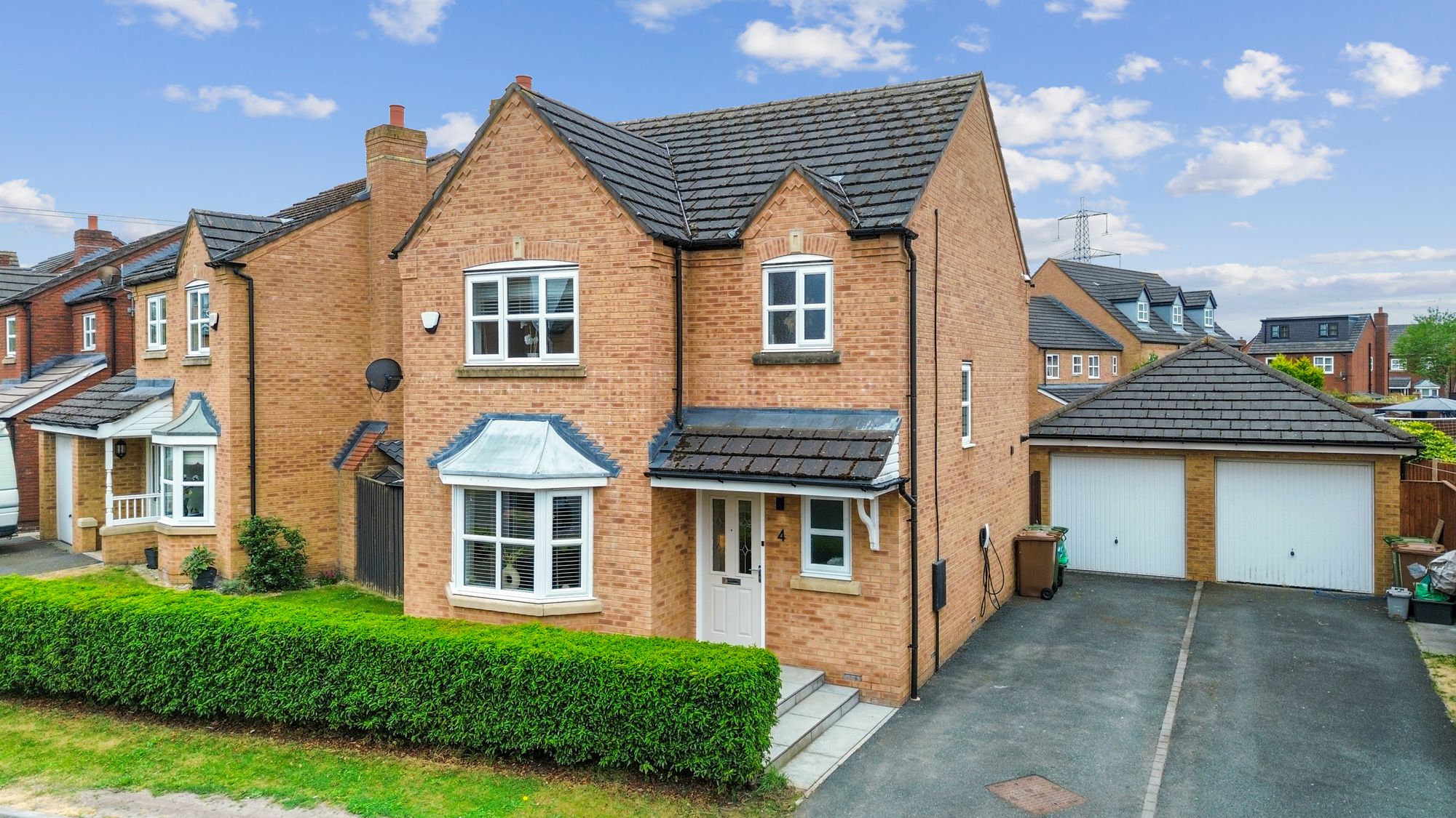 3 bedroom Detached house For Sale