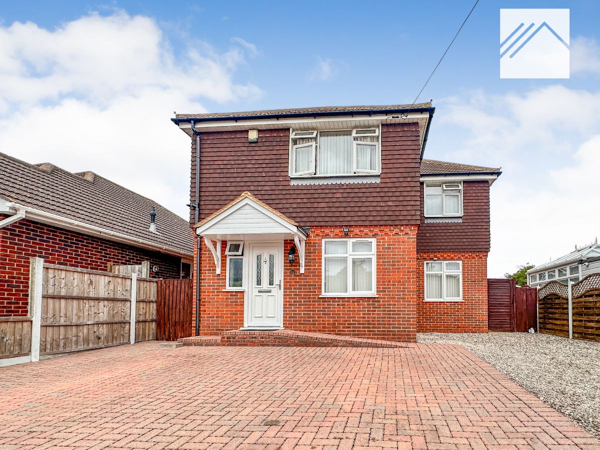 3 bedroom Detached house For Sale