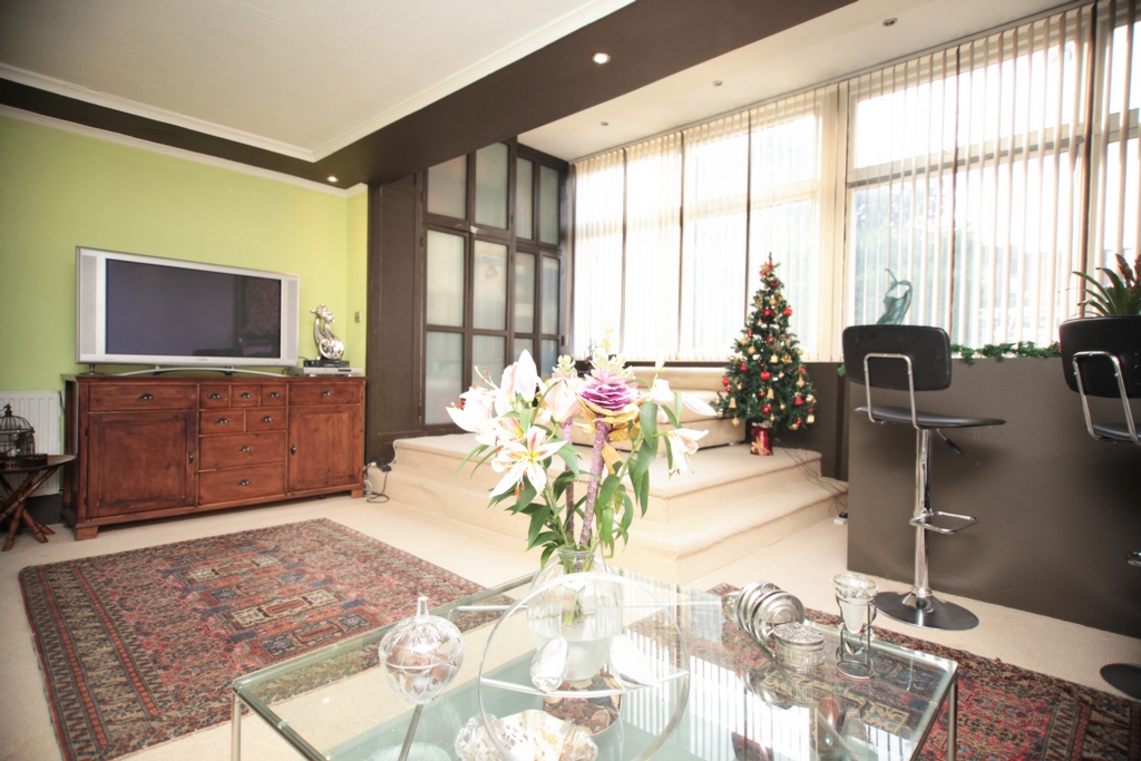 2 bedroom Duplex Under Offer