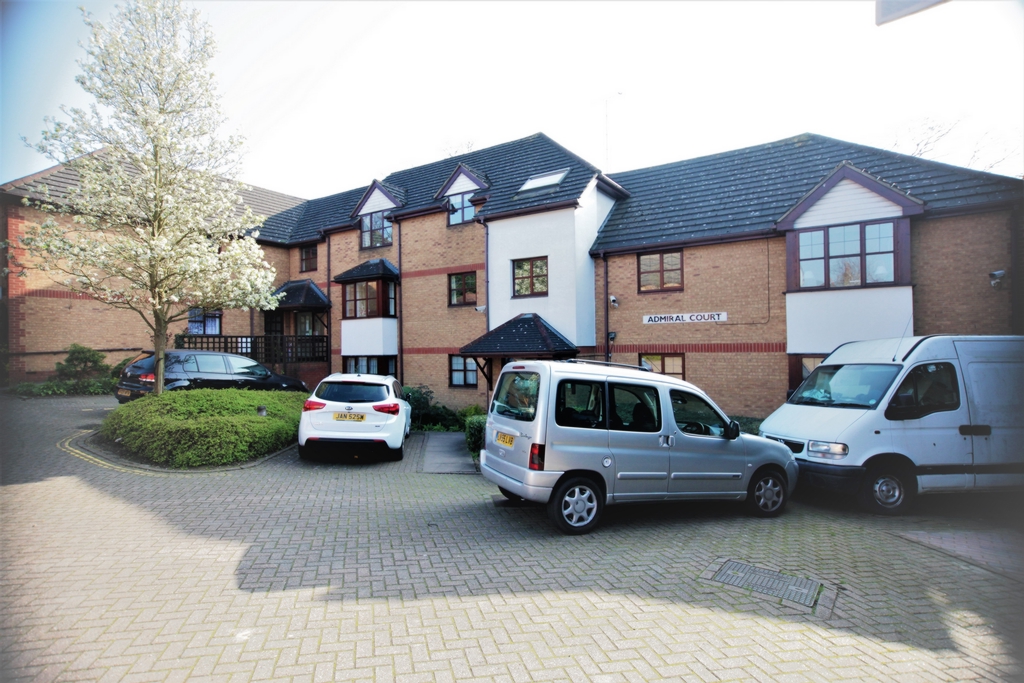 2 bedroom Apartment Under Offer