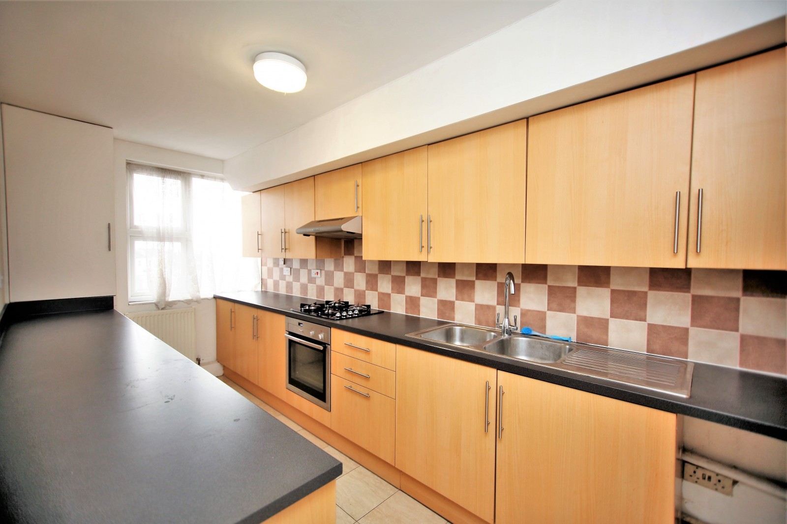 2 bedroom Apartment Under Offer