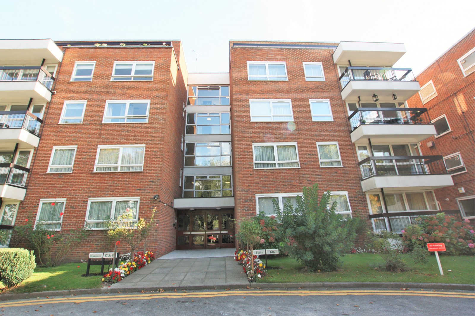 2 bedroom Apartment Under Offer