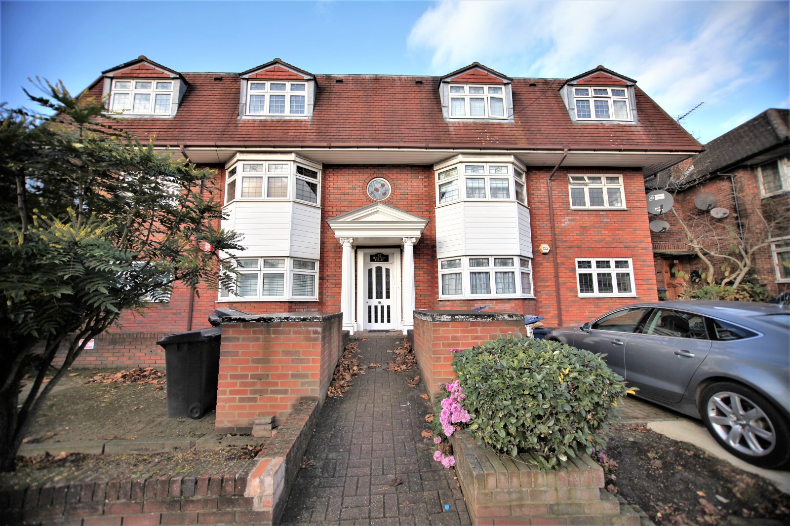 2 bedroom Apartment Under Offer