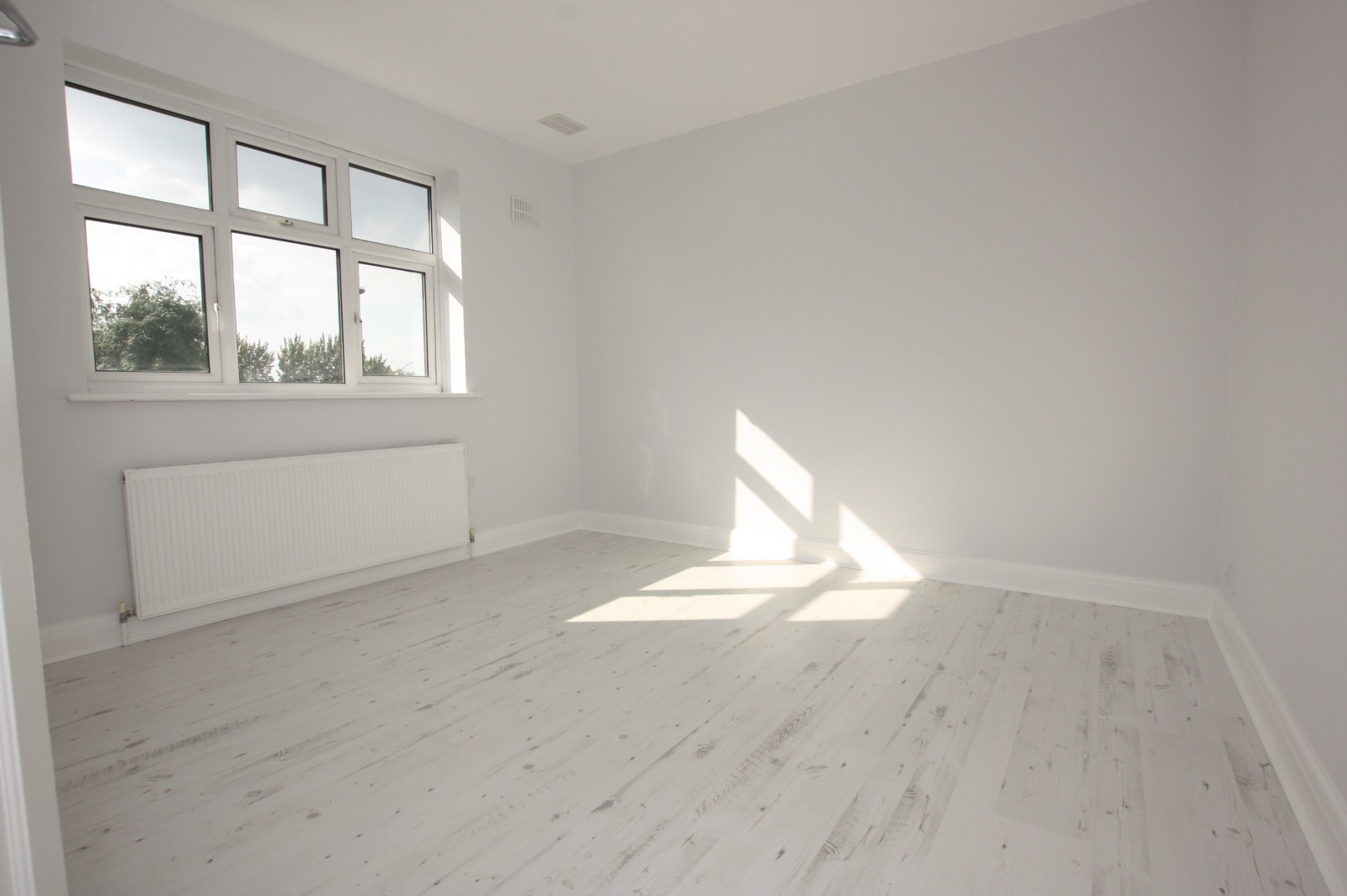 2 bedroom Apartment Under Offer