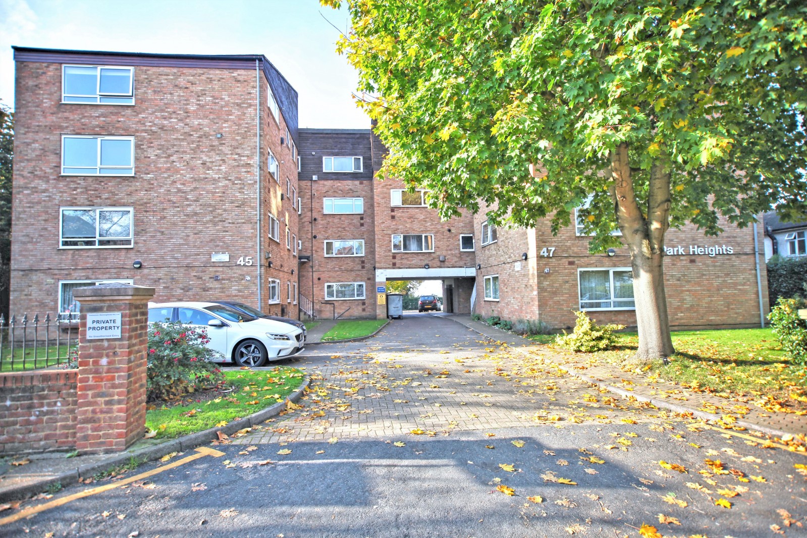 2 bedroom Flat Under Offer