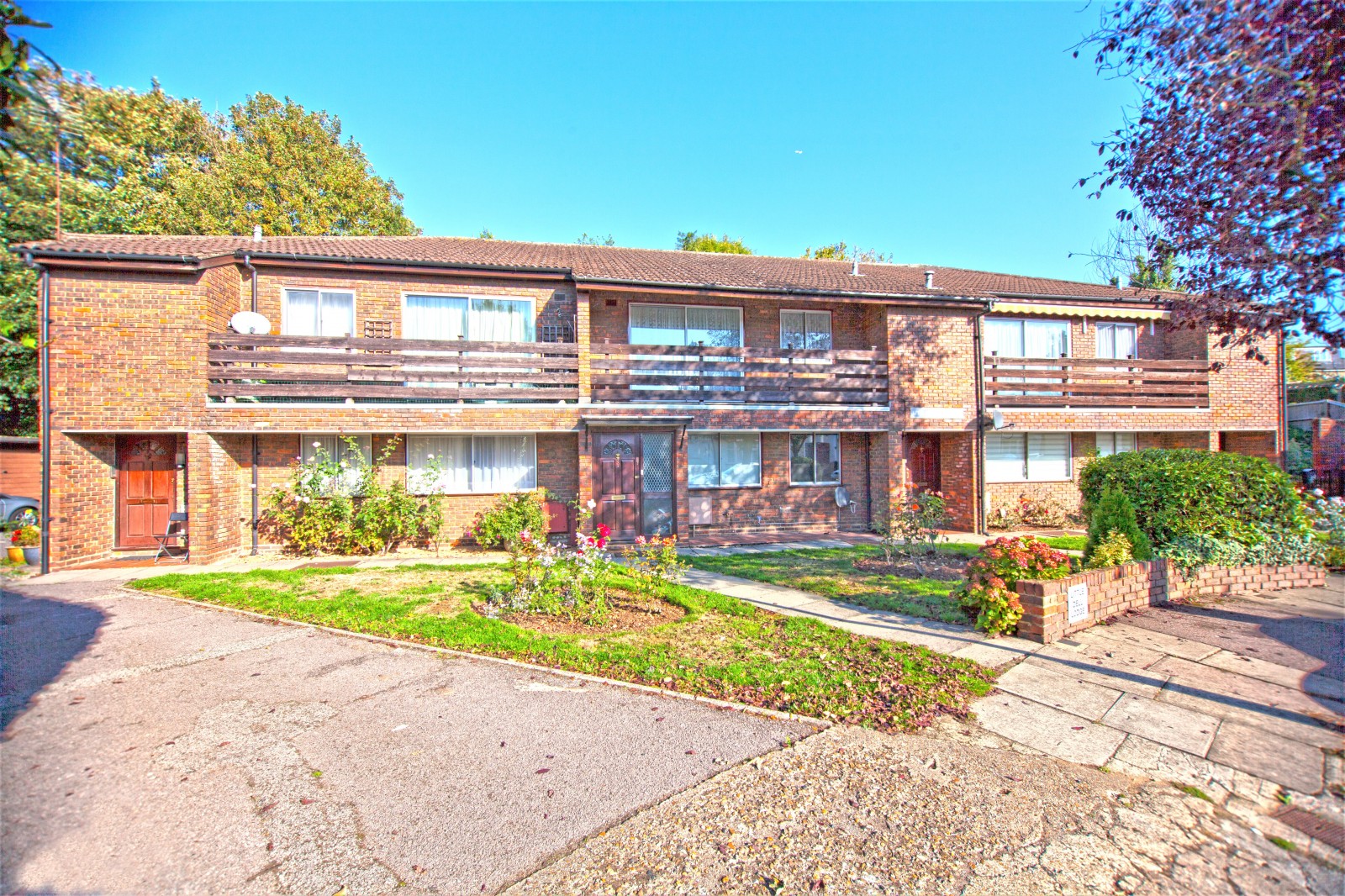 2 bedroom Apartment Under Offer