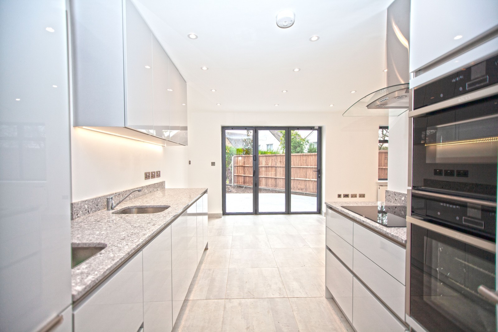 4 bedroom Apartment Under Offer