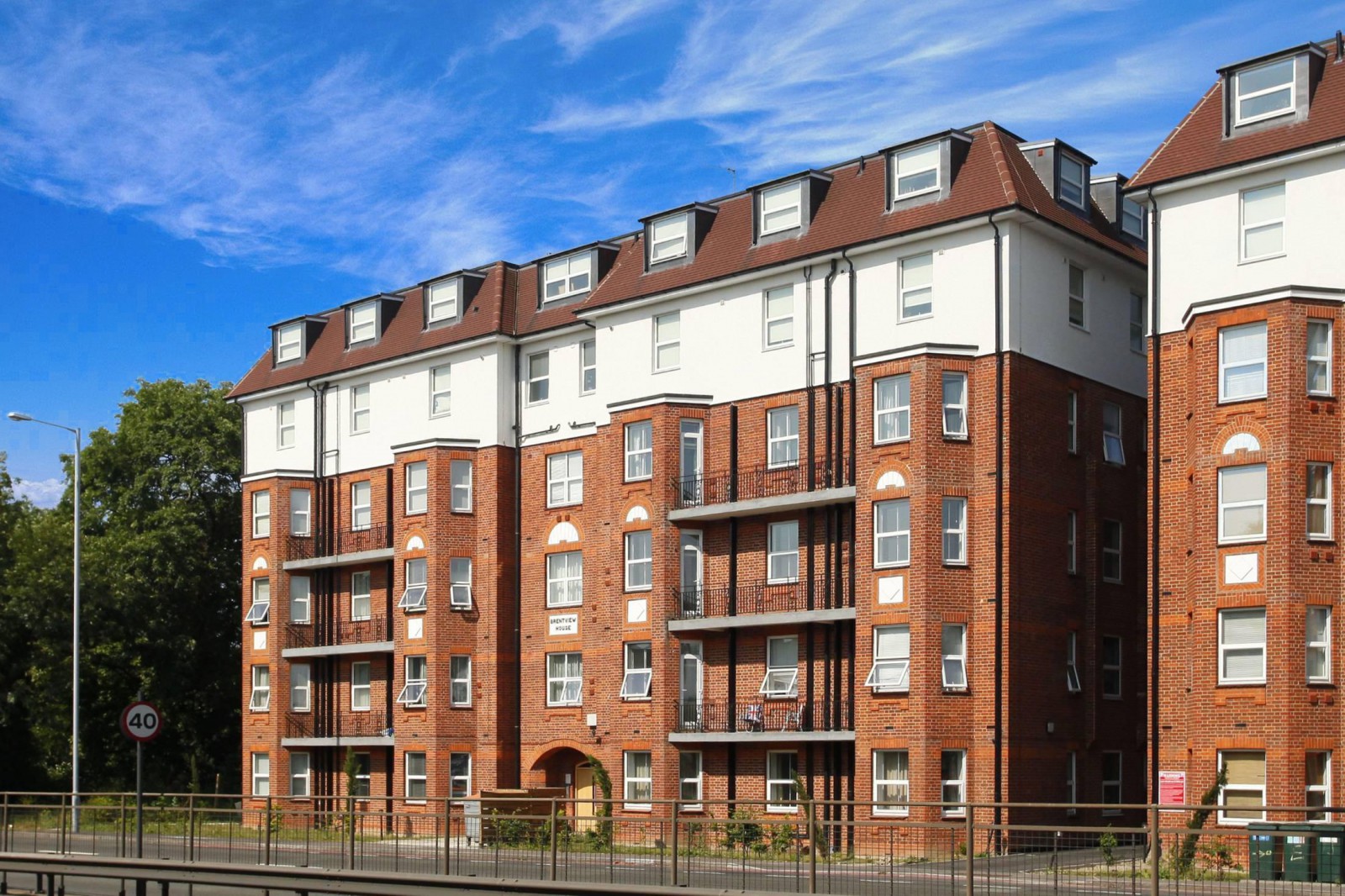 4 bedroom Flat Under Offer