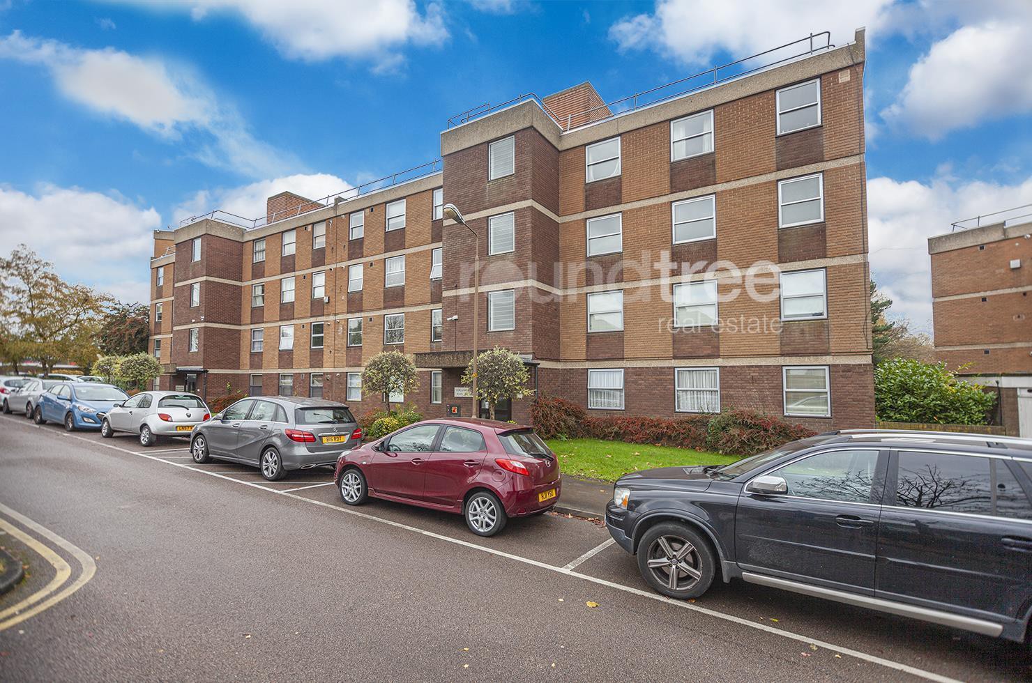 2 bedroom Flat Under Offer